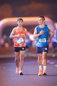 BIB: 41607, 41079
                            <button type="button" onclick="openModal(21236914)" class="btn btn-primary btn-sm float-right btn-popup" data-toggle="modal" data-target=".modal-high-quality">
                        <i class="fas fa-shopping-cart"></i> Add to Cart
                    </button>
                                            <button type="button" onclick="isThisMe(21236914, true)" class="btn btn-success btn-sm float-right btn-popup btn-isme hidden" data-toggle="tooltip" data-placement="bottom" title="นี่คือรูปของคุณใช่ไหม คลิกที่นี่เพื่อเอาเข้าอัลบั้ม">
                        <i class="fas fa-plus"></i> Add to album
                    </button>
                    <button type="button" onclick="isThisMe(21236914, false)" class="btn btn-warning btn-sm float-right btn-popup btn-isnotme hidden">
                        <i class="fas fa-ban"></i> Remove from album
                    </button>