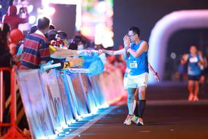 BIB: 8613
                            <button type="button" onclick="openModal(21302785)" class="btn btn-primary btn-sm float-right btn-popup" data-toggle="modal" data-target=".modal-high-quality">
                        <i class="fas fa-shopping-cart"></i> Add to Cart
                    </button>
                                            <button type="button" onclick="isThisMe(21302785, true)" class="btn btn-success btn-sm float-right btn-popup btn-isme hidden" data-toggle="tooltip" data-placement="bottom" title="นี่คือรูปของคุณใช่ไหม คลิกที่นี่เพื่อเอาเข้าอัลบั้ม">
                        <i class="fas fa-plus"></i> Add to album
                    </button>
                    <button type="button" onclick="isThisMe(21302785, false)" class="btn btn-warning btn-sm float-right btn-popup btn-isnotme hidden">
                        <i class="fas fa-ban"></i> Remove from album
                    </button>