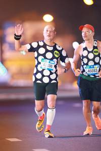 BIB: 42206, 40283
                            <button type="button" onclick="openModal(21290314)" class="btn btn-primary btn-sm float-right btn-popup" data-toggle="modal" data-target=".modal-high-quality">
                        <i class="fas fa-shopping-cart"></i> Add to Cart
                    </button>
                                            <button type="button" onclick="isThisMe(21290314, true)" class="btn btn-success btn-sm float-right btn-popup btn-isme hidden" data-toggle="tooltip" data-placement="bottom" title="นี่คือรูปของคุณใช่ไหม คลิกที่นี่เพื่อเอาเข้าอัลบั้ม">
                        <i class="fas fa-plus"></i> Add to album
                    </button>
                    <button type="button" onclick="isThisMe(21290314, false)" class="btn btn-warning btn-sm float-right btn-popup btn-isnotme hidden">
                        <i class="fas fa-ban"></i> Remove from album
                    </button>