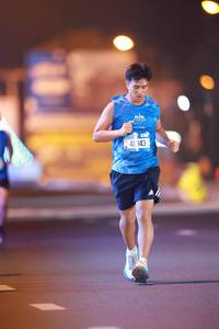 BIB: 0418, 143
                            <button type="button" onclick="openModal(21267927)" class="btn btn-primary btn-sm float-right btn-popup" data-toggle="modal" data-target=".modal-high-quality">
                        <i class="fas fa-shopping-cart"></i> Add to Cart
                    </button>
                                            <button type="button" onclick="isThisMe(21267927, true)" class="btn btn-success btn-sm float-right btn-popup btn-isme hidden" data-toggle="tooltip" data-placement="bottom" title="นี่คือรูปของคุณใช่ไหม คลิกที่นี่เพื่อเอาเข้าอัลบั้ม">
                        <i class="fas fa-plus"></i> Add to album
                    </button>
                    <button type="button" onclick="isThisMe(21267927, false)" class="btn btn-warning btn-sm float-right btn-popup btn-isnotme hidden">
                        <i class="fas fa-ban"></i> Remove from album
                    </button>