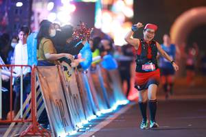 BIB: 456
                            <button type="button" onclick="openModal(21279917)" class="btn btn-primary btn-sm float-right btn-popup" data-toggle="modal" data-target=".modal-high-quality">
                        <i class="fas fa-shopping-cart"></i> Add to Cart
                    </button>
                                            <button type="button" onclick="isThisMe(21279917, true)" class="btn btn-success btn-sm float-right btn-popup btn-isme hidden" data-toggle="tooltip" data-placement="bottom" title="นี่คือรูปของคุณใช่ไหม คลิกที่นี่เพื่อเอาเข้าอัลบั้ม">
                        <i class="fas fa-plus"></i> Add to album
                    </button>
                    <button type="button" onclick="isThisMe(21279917, false)" class="btn btn-warning btn-sm float-right btn-popup btn-isnotme hidden">
                        <i class="fas fa-ban"></i> Remove from album
                    </button>