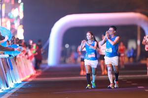 BIB: 4613
                            <button type="button" onclick="openModal(21300427)" class="btn btn-primary btn-sm float-right btn-popup" data-toggle="modal" data-target=".modal-high-quality">
                        <i class="fas fa-shopping-cart"></i> Add to Cart
                    </button>
                                            <button type="button" onclick="isThisMe(21300427, true)" class="btn btn-success btn-sm float-right btn-popup btn-isme hidden" data-toggle="tooltip" data-placement="bottom" title="นี่คือรูปของคุณใช่ไหม คลิกที่นี่เพื่อเอาเข้าอัลบั้ม">
                        <i class="fas fa-plus"></i> Add to album
                    </button>
                    <button type="button" onclick="isThisMe(21300427, false)" class="btn btn-warning btn-sm float-right btn-popup btn-isnotme hidden">
                        <i class="fas fa-ban"></i> Remove from album
                    </button>