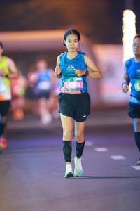 BIB: 104, 46194
                            <button type="button" onclick="openModal(21272372)" class="btn btn-primary btn-sm float-right btn-popup" data-toggle="modal" data-target=".modal-high-quality">
                        <i class="fas fa-shopping-cart"></i> Add to Cart
                    </button>
                                            <button type="button" onclick="isThisMe(21272372, true)" class="btn btn-success btn-sm float-right btn-popup btn-isme hidden" data-toggle="tooltip" data-placement="bottom" title="นี่คือรูปของคุณใช่ไหม คลิกที่นี่เพื่อเอาเข้าอัลบั้ม">
                        <i class="fas fa-plus"></i> Add to album
                    </button>
                    <button type="button" onclick="isThisMe(21272372, false)" class="btn btn-warning btn-sm float-right btn-popup btn-isnotme hidden">
                        <i class="fas fa-ban"></i> Remove from album
                    </button>