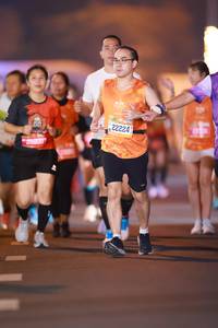 BIB: 26800, 22224
                            <button type="button" onclick="openModal(21258073)" class="btn btn-primary btn-sm float-right btn-popup" data-toggle="modal" data-target=".modal-high-quality">
                        <i class="fas fa-shopping-cart"></i> Add to Cart
                    </button>
                                            <button type="button" onclick="isThisMe(21258073, true)" class="btn btn-success btn-sm float-right btn-popup btn-isme hidden" data-toggle="tooltip" data-placement="bottom" title="นี่คือรูปของคุณใช่ไหม คลิกที่นี่เพื่อเอาเข้าอัลบั้ม">
                        <i class="fas fa-plus"></i> Add to album
                    </button>
                    <button type="button" onclick="isThisMe(21258073, false)" class="btn btn-warning btn-sm float-right btn-popup btn-isnotme hidden">
                        <i class="fas fa-ban"></i> Remove from album
                    </button>