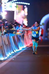 BIB: 43052
                            <button type="button" onclick="openModal(21239858)" class="btn btn-primary btn-sm float-right btn-popup" data-toggle="modal" data-target=".modal-high-quality">
                        <i class="fas fa-shopping-cart"></i> Add to Cart
                    </button>
                                            <button type="button" onclick="isThisMe(21239858, true)" class="btn btn-success btn-sm float-right btn-popup btn-isme hidden" data-toggle="tooltip" data-placement="bottom" title="นี่คือรูปของคุณใช่ไหม คลิกที่นี่เพื่อเอาเข้าอัลบั้ม">
                        <i class="fas fa-plus"></i> Add to album
                    </button>
                    <button type="button" onclick="isThisMe(21239858, false)" class="btn btn-warning btn-sm float-right btn-popup btn-isnotme hidden">
                        <i class="fas fa-ban"></i> Remove from album
                    </button>