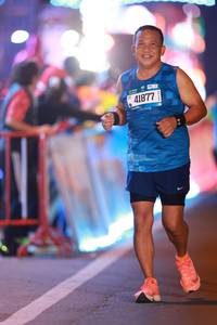 BIB: 41877, 
                            <button type="button" onclick="openModal(21307001)" class="btn btn-primary btn-sm float-right btn-popup" data-toggle="modal" data-target=".modal-high-quality">
                        <i class="fas fa-shopping-cart"></i> Add to Cart
                    </button>
                                            <button type="button" onclick="isThisMe(21307001, true)" class="btn btn-success btn-sm float-right btn-popup btn-isme hidden" data-toggle="tooltip" data-placement="bottom" title="นี่คือรูปของคุณใช่ไหม คลิกที่นี่เพื่อเอาเข้าอัลบั้ม">
                        <i class="fas fa-plus"></i> Add to album
                    </button>
                    <button type="button" onclick="isThisMe(21307001, false)" class="btn btn-warning btn-sm float-right btn-popup btn-isnotme hidden">
                        <i class="fas fa-ban"></i> Remove from album
                    </button>