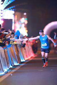 BIB: 41033
                            <button type="button" onclick="openModal(21326459)" class="btn btn-primary btn-sm float-right btn-popup" data-toggle="modal" data-target=".modal-high-quality">
                        <i class="fas fa-shopping-cart"></i> Add to Cart
                    </button>
                                            <button type="button" onclick="isThisMe(21326459, true)" class="btn btn-success btn-sm float-right btn-popup btn-isme hidden" data-toggle="tooltip" data-placement="bottom" title="นี่คือรูปของคุณใช่ไหม คลิกที่นี่เพื่อเอาเข้าอัลบั้ม">
                        <i class="fas fa-plus"></i> Add to album
                    </button>
                    <button type="button" onclick="isThisMe(21326459, false)" class="btn btn-warning btn-sm float-right btn-popup btn-isnotme hidden">
                        <i class="fas fa-ban"></i> Remove from album
                    </button>