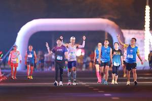 BIB: 4714
                            <button type="button" onclick="openModal(21286763)" class="btn btn-primary btn-sm float-right btn-popup" data-toggle="modal" data-target=".modal-high-quality">
                        <i class="fas fa-shopping-cart"></i> Add to Cart
                    </button>
                                            <button type="button" onclick="isThisMe(21286763, true)" class="btn btn-success btn-sm float-right btn-popup btn-isme hidden" data-toggle="tooltip" data-placement="bottom" title="นี่คือรูปของคุณใช่ไหม คลิกที่นี่เพื่อเอาเข้าอัลบั้ม">
                        <i class="fas fa-plus"></i> Add to album
                    </button>
                    <button type="button" onclick="isThisMe(21286763, false)" class="btn btn-warning btn-sm float-right btn-popup btn-isnotme hidden">
                        <i class="fas fa-ban"></i> Remove from album
                    </button>