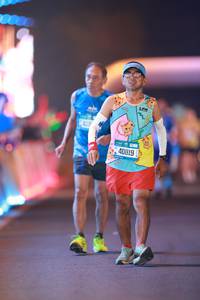 BIB: 40819
                            <button type="button" onclick="openModal(21289654)" class="btn btn-primary btn-sm float-right btn-popup" data-toggle="modal" data-target=".modal-high-quality">
                        <i class="fas fa-shopping-cart"></i> Add to Cart
                    </button>
                                            <button type="button" onclick="isThisMe(21289654, true)" class="btn btn-success btn-sm float-right btn-popup btn-isme hidden" data-toggle="tooltip" data-placement="bottom" title="นี่คือรูปของคุณใช่ไหม คลิกที่นี่เพื่อเอาเข้าอัลบั้ม">
                        <i class="fas fa-plus"></i> Add to album
                    </button>
                    <button type="button" onclick="isThisMe(21289654, false)" class="btn btn-warning btn-sm float-right btn-popup btn-isnotme hidden">
                        <i class="fas fa-ban"></i> Remove from album
                    </button>