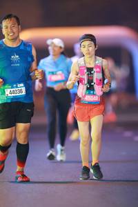BIB: 7023, 44036, 45048
                            <button type="button" onclick="openModal(21235084)" class="btn btn-primary btn-sm float-right btn-popup" data-toggle="modal" data-target=".modal-high-quality">
                        <i class="fas fa-shopping-cart"></i> Add to Cart
                    </button>
                                            <button type="button" onclick="isThisMe(21235084, true)" class="btn btn-success btn-sm float-right btn-popup btn-isme hidden" data-toggle="tooltip" data-placement="bottom" title="นี่คือรูปของคุณใช่ไหม คลิกที่นี่เพื่อเอาเข้าอัลบั้ม">
                        <i class="fas fa-plus"></i> Add to album
                    </button>
                    <button type="button" onclick="isThisMe(21235084, false)" class="btn btn-warning btn-sm float-right btn-popup btn-isnotme hidden">
                        <i class="fas fa-ban"></i> Remove from album
                    </button>