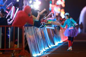 BIB: 45848
                            <button type="button" onclick="openModal(21284397)" class="btn btn-primary btn-sm float-right btn-popup" data-toggle="modal" data-target=".modal-high-quality">
                        <i class="fas fa-shopping-cart"></i> Add to Cart
                    </button>
                                            <button type="button" onclick="isThisMe(21284397, true)" class="btn btn-success btn-sm float-right btn-popup btn-isme hidden" data-toggle="tooltip" data-placement="bottom" title="นี่คือรูปของคุณใช่ไหม คลิกที่นี่เพื่อเอาเข้าอัลบั้ม">
                        <i class="fas fa-plus"></i> Add to album
                    </button>
                    <button type="button" onclick="isThisMe(21284397, false)" class="btn btn-warning btn-sm float-right btn-popup btn-isnotme hidden">
                        <i class="fas fa-ban"></i> Remove from album
                    </button>