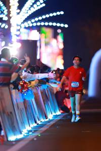 BIB: 43856
                            <button type="button" onclick="openModal(21264365)" class="btn btn-primary btn-sm float-right btn-popup" data-toggle="modal" data-target=".modal-high-quality">
                        <i class="fas fa-shopping-cart"></i> Add to Cart
                    </button>
                                            <button type="button" onclick="isThisMe(21264365, true)" class="btn btn-success btn-sm float-right btn-popup btn-isme hidden" data-toggle="tooltip" data-placement="bottom" title="นี่คือรูปของคุณใช่ไหม คลิกที่นี่เพื่อเอาเข้าอัลบั้ม">
                        <i class="fas fa-plus"></i> Add to album
                    </button>
                    <button type="button" onclick="isThisMe(21264365, false)" class="btn btn-warning btn-sm float-right btn-popup btn-isnotme hidden">
                        <i class="fas fa-ban"></i> Remove from album
                    </button>