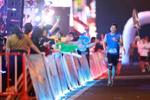 BIB: 77449
                            <button type="button" onclick="openModal(21300640)" class="btn btn-primary btn-sm float-right btn-popup" data-toggle="modal" data-target=".modal-high-quality">
                        <i class="fas fa-shopping-cart"></i> Add to Cart
                    </button>
                                            <button type="button" onclick="isThisMe(21300640, true)" class="btn btn-success btn-sm float-right btn-popup btn-isme hidden" data-toggle="tooltip" data-placement="bottom" title="นี่คือรูปของคุณใช่ไหม คลิกที่นี่เพื่อเอาเข้าอัลบั้ม">
                        <i class="fas fa-plus"></i> Add to album
                    </button>
                    <button type="button" onclick="isThisMe(21300640, false)" class="btn btn-warning btn-sm float-right btn-popup btn-isnotme hidden">
                        <i class="fas fa-ban"></i> Remove from album
                    </button>