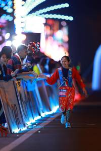 BIB: 45946
                            <button type="button" onclick="openModal(21323139)" class="btn btn-primary btn-sm float-right btn-popup" data-toggle="modal" data-target=".modal-high-quality">
                        <i class="fas fa-shopping-cart"></i> Add to Cart
                    </button>
                                            <button type="button" onclick="isThisMe(21323139, true)" class="btn btn-success btn-sm float-right btn-popup btn-isme hidden" data-toggle="tooltip" data-placement="bottom" title="นี่คือรูปของคุณใช่ไหม คลิกที่นี่เพื่อเอาเข้าอัลบั้ม">
                        <i class="fas fa-plus"></i> Add to album
                    </button>
                    <button type="button" onclick="isThisMe(21323139, false)" class="btn btn-warning btn-sm float-right btn-popup btn-isnotme hidden">
                        <i class="fas fa-ban"></i> Remove from album
                    </button>