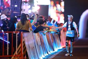 BIB: 40488
                            <button type="button" onclick="openModal(21332158)" class="btn btn-primary btn-sm float-right btn-popup" data-toggle="modal" data-target=".modal-high-quality">
                        <i class="fas fa-shopping-cart"></i> Add to Cart
                    </button>
                                            <button type="button" onclick="isThisMe(21332158, true)" class="btn btn-success btn-sm float-right btn-popup btn-isme hidden" data-toggle="tooltip" data-placement="bottom" title="นี่คือรูปของคุณใช่ไหม คลิกที่นี่เพื่อเอาเข้าอัลบั้ม">
                        <i class="fas fa-plus"></i> Add to album
                    </button>
                    <button type="button" onclick="isThisMe(21332158, false)" class="btn btn-warning btn-sm float-right btn-popup btn-isnotme hidden">
                        <i class="fas fa-ban"></i> Remove from album
                    </button>