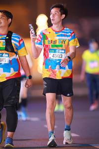 BIB: 149, 43413
                            <button type="button" onclick="openModal(21334450)" class="btn btn-primary btn-sm float-right btn-popup" data-toggle="modal" data-target=".modal-high-quality">
                        <i class="fas fa-shopping-cart"></i> Add to Cart
                    </button>
                                            <button type="button" onclick="isThisMe(21334450, true)" class="btn btn-success btn-sm float-right btn-popup btn-isme hidden" data-toggle="tooltip" data-placement="bottom" title="นี่คือรูปของคุณใช่ไหม คลิกที่นี่เพื่อเอาเข้าอัลบั้ม">
                        <i class="fas fa-plus"></i> Add to album
                    </button>
                    <button type="button" onclick="isThisMe(21334450, false)" class="btn btn-warning btn-sm float-right btn-popup btn-isnotme hidden">
                        <i class="fas fa-ban"></i> Remove from album
                    </button>