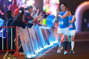 BIB: 41613, 398
                            <button type="button" onclick="openModal(21305104)" class="btn btn-primary btn-sm float-right btn-popup" data-toggle="modal" data-target=".modal-high-quality">
                        <i class="fas fa-shopping-cart"></i> Add to Cart
                    </button>
                                            <button type="button" onclick="isThisMe(21305104, true)" class="btn btn-success btn-sm float-right btn-popup btn-isme hidden" data-toggle="tooltip" data-placement="bottom" title="นี่คือรูปของคุณใช่ไหม คลิกที่นี่เพื่อเอาเข้าอัลบั้ม">
                        <i class="fas fa-plus"></i> Add to album
                    </button>
                    <button type="button" onclick="isThisMe(21305104, false)" class="btn btn-warning btn-sm float-right btn-popup btn-isnotme hidden">
                        <i class="fas fa-ban"></i> Remove from album
                    </button>