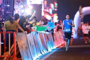 BIB: 77449
                            <button type="button" onclick="openModal(21300593)" class="btn btn-primary btn-sm float-right btn-popup" data-toggle="modal" data-target=".modal-high-quality">
                        <i class="fas fa-shopping-cart"></i> Add to Cart
                    </button>
                                            <button type="button" onclick="isThisMe(21300593, true)" class="btn btn-success btn-sm float-right btn-popup btn-isme hidden" data-toggle="tooltip" data-placement="bottom" title="นี่คือรูปของคุณใช่ไหม คลิกที่นี่เพื่อเอาเข้าอัลบั้ม">
                        <i class="fas fa-plus"></i> Add to album
                    </button>
                    <button type="button" onclick="isThisMe(21300593, false)" class="btn btn-warning btn-sm float-right btn-popup btn-isnotme hidden">
                        <i class="fas fa-ban"></i> Remove from album
                    </button>