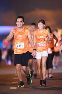 BIB: 0962, 22264
                            <button type="button" onclick="openModal(21213522)" class="btn btn-primary btn-sm float-right btn-popup" data-toggle="modal" data-target=".modal-high-quality">
                        <i class="fas fa-shopping-cart"></i> Add to Cart
                    </button>
                                            <button type="button" onclick="isThisMe(21213522, true)" class="btn btn-success btn-sm float-right btn-popup btn-isme hidden" data-toggle="tooltip" data-placement="bottom" title="นี่คือรูปของคุณใช่ไหม คลิกที่นี่เพื่อเอาเข้าอัลบั้ม">
                        <i class="fas fa-plus"></i> Add to album
                    </button>
                    <button type="button" onclick="isThisMe(21213522, false)" class="btn btn-warning btn-sm float-right btn-popup btn-isnotme hidden">
                        <i class="fas fa-ban"></i> Remove from album
                    </button>
