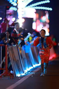 BIB: 5946
                            <button type="button" onclick="openModal(21323384)" class="btn btn-primary btn-sm float-right btn-popup" data-toggle="modal" data-target=".modal-high-quality">
                        <i class="fas fa-shopping-cart"></i> Add to Cart
                    </button>
                                            <button type="button" onclick="isThisMe(21323384, true)" class="btn btn-success btn-sm float-right btn-popup btn-isme hidden" data-toggle="tooltip" data-placement="bottom" title="นี่คือรูปของคุณใช่ไหม คลิกที่นี่เพื่อเอาเข้าอัลบั้ม">
                        <i class="fas fa-plus"></i> Add to album
                    </button>
                    <button type="button" onclick="isThisMe(21323384, false)" class="btn btn-warning btn-sm float-right btn-popup btn-isnotme hidden">
                        <i class="fas fa-ban"></i> Remove from album
                    </button>