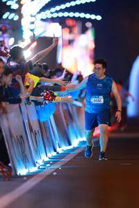 BIB: 44182
                            <button type="button" onclick="openModal(21319386)" class="btn btn-primary btn-sm float-right btn-popup" data-toggle="modal" data-target=".modal-high-quality">
                        <i class="fas fa-shopping-cart"></i> Add to Cart
                    </button>
                                            <button type="button" onclick="isThisMe(21319386, true)" class="btn btn-success btn-sm float-right btn-popup btn-isme hidden" data-toggle="tooltip" data-placement="bottom" title="นี่คือรูปของคุณใช่ไหม คลิกที่นี่เพื่อเอาเข้าอัลบั้ม">
                        <i class="fas fa-plus"></i> Add to album
                    </button>
                    <button type="button" onclick="isThisMe(21319386, false)" class="btn btn-warning btn-sm float-right btn-popup btn-isnotme hidden">
                        <i class="fas fa-ban"></i> Remove from album
                    </button>