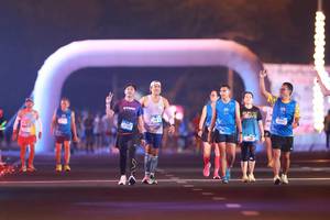 BIB: 40007
                            <button type="button" onclick="openModal(21286758)" class="btn btn-primary btn-sm float-right btn-popup" data-toggle="modal" data-target=".modal-high-quality">
                        <i class="fas fa-shopping-cart"></i> Add to Cart
                    </button>
                                            <button type="button" onclick="isThisMe(21286758, true)" class="btn btn-success btn-sm float-right btn-popup btn-isme hidden" data-toggle="tooltip" data-placement="bottom" title="นี่คือรูปของคุณใช่ไหม คลิกที่นี่เพื่อเอาเข้าอัลบั้ม">
                        <i class="fas fa-plus"></i> Add to album
                    </button>
                    <button type="button" onclick="isThisMe(21286758, false)" class="btn btn-warning btn-sm float-right btn-popup btn-isnotme hidden">
                        <i class="fas fa-ban"></i> Remove from album
                    </button>