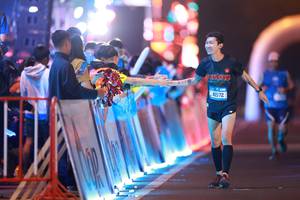 BIB: 41572
                            <button type="button" onclick="openModal(21337697)" class="btn btn-primary btn-sm float-right btn-popup" data-toggle="modal" data-target=".modal-high-quality">
                        <i class="fas fa-shopping-cart"></i> Add to Cart
                    </button>
                                            <button type="button" onclick="isThisMe(21337697, true)" class="btn btn-success btn-sm float-right btn-popup btn-isme hidden" data-toggle="tooltip" data-placement="bottom" title="นี่คือรูปของคุณใช่ไหม คลิกที่นี่เพื่อเอาเข้าอัลบั้ม">
                        <i class="fas fa-plus"></i> Add to album
                    </button>
                    <button type="button" onclick="isThisMe(21337697, false)" class="btn btn-warning btn-sm float-right btn-popup btn-isnotme hidden">
                        <i class="fas fa-ban"></i> Remove from album
                    </button>