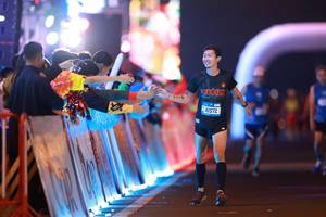 BIB: 41572
                            <button type="button" onclick="openModal(21337654)" class="btn btn-primary btn-sm float-right btn-popup" data-toggle="modal" data-target=".modal-high-quality">
                        <i class="fas fa-shopping-cart"></i> Add to Cart
                    </button>
                                            <button type="button" onclick="isThisMe(21337654, true)" class="btn btn-success btn-sm float-right btn-popup btn-isme hidden" data-toggle="tooltip" data-placement="bottom" title="นี่คือรูปของคุณใช่ไหม คลิกที่นี่เพื่อเอาเข้าอัลบั้ม">
                        <i class="fas fa-plus"></i> Add to album
                    </button>
                    <button type="button" onclick="isThisMe(21337654, false)" class="btn btn-warning btn-sm float-right btn-popup btn-isnotme hidden">
                        <i class="fas fa-ban"></i> Remove from album
                    </button>