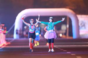 BIB: 44044
                            <button type="button" onclick="openModal(21283579)" class="btn btn-primary btn-sm float-right btn-popup" data-toggle="modal" data-target=".modal-high-quality">
                        <i class="fas fa-shopping-cart"></i> Add to Cart
                    </button>
                                            <button type="button" onclick="isThisMe(21283579, true)" class="btn btn-success btn-sm float-right btn-popup btn-isme hidden" data-toggle="tooltip" data-placement="bottom" title="นี่คือรูปของคุณใช่ไหม คลิกที่นี่เพื่อเอาเข้าอัลบั้ม">
                        <i class="fas fa-plus"></i> Add to album
                    </button>
                    <button type="button" onclick="isThisMe(21283579, false)" class="btn btn-warning btn-sm float-right btn-popup btn-isnotme hidden">
                        <i class="fas fa-ban"></i> Remove from album
                    </button>