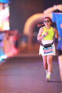 BIB: 45424
                            <button type="button" onclick="openModal(21335822)" class="btn btn-primary btn-sm float-right btn-popup" data-toggle="modal" data-target=".modal-high-quality">
                        <i class="fas fa-shopping-cart"></i> Add to Cart
                    </button>
                                            <button type="button" onclick="isThisMe(21335822, true)" class="btn btn-success btn-sm float-right btn-popup btn-isme hidden" data-toggle="tooltip" data-placement="bottom" title="นี่คือรูปของคุณใช่ไหม คลิกที่นี่เพื่อเอาเข้าอัลบั้ม">
                        <i class="fas fa-plus"></i> Add to album
                    </button>
                    <button type="button" onclick="isThisMe(21335822, false)" class="btn btn-warning btn-sm float-right btn-popup btn-isnotme hidden">
                        <i class="fas fa-ban"></i> Remove from album
                    </button>