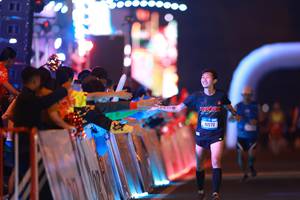 BIB: 41572
                            <button type="button" onclick="openModal(21337370)" class="btn btn-primary btn-sm float-right btn-popup" data-toggle="modal" data-target=".modal-high-quality">
                        <i class="fas fa-shopping-cart"></i> Add to Cart
                    </button>
                                            <button type="button" onclick="isThisMe(21337370, true)" class="btn btn-success btn-sm float-right btn-popup btn-isme hidden" data-toggle="tooltip" data-placement="bottom" title="นี่คือรูปของคุณใช่ไหม คลิกที่นี่เพื่อเอาเข้าอัลบั้ม">
                        <i class="fas fa-plus"></i> Add to album
                    </button>
                    <button type="button" onclick="isThisMe(21337370, false)" class="btn btn-warning btn-sm float-right btn-popup btn-isnotme hidden">
                        <i class="fas fa-ban"></i> Remove from album
                    </button>