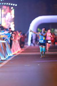 BIB: 25007
                            <button type="button" onclick="openModal(21238963)" class="btn btn-primary btn-sm float-right btn-popup" data-toggle="modal" data-target=".modal-high-quality">
                        <i class="fas fa-shopping-cart"></i> Add to Cart
                    </button>
                                            <button type="button" onclick="isThisMe(21238963, true)" class="btn btn-success btn-sm float-right btn-popup btn-isme hidden" data-toggle="tooltip" data-placement="bottom" title="นี่คือรูปของคุณใช่ไหม คลิกที่นี่เพื่อเอาเข้าอัลบั้ม">
                        <i class="fas fa-plus"></i> Add to album
                    </button>
                    <button type="button" onclick="isThisMe(21238963, false)" class="btn btn-warning btn-sm float-right btn-popup btn-isnotme hidden">
                        <i class="fas fa-ban"></i> Remove from album
                    </button>