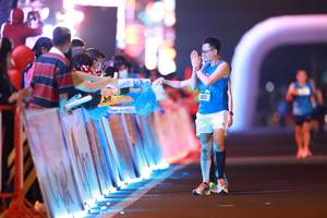 BIB: 4613
                            <button type="button" onclick="openModal(21302450)" class="btn btn-primary btn-sm float-right btn-popup" data-toggle="modal" data-target=".modal-high-quality">
                        <i class="fas fa-shopping-cart"></i> Add to Cart
                    </button>
                                            <button type="button" onclick="isThisMe(21302450, true)" class="btn btn-success btn-sm float-right btn-popup btn-isme hidden" data-toggle="tooltip" data-placement="bottom" title="นี่คือรูปของคุณใช่ไหม คลิกที่นี่เพื่อเอาเข้าอัลบั้ม">
                        <i class="fas fa-plus"></i> Add to album
                    </button>
                    <button type="button" onclick="isThisMe(21302450, false)" class="btn btn-warning btn-sm float-right btn-popup btn-isnotme hidden">
                        <i class="fas fa-ban"></i> Remove from album
                    </button>