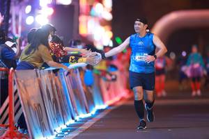 BIB: 4403
                            <button type="button" onclick="openModal(21281606)" class="btn btn-primary btn-sm float-right btn-popup" data-toggle="modal" data-target=".modal-high-quality">
                        <i class="fas fa-shopping-cart"></i> Add to Cart
                    </button>
                                            <button type="button" onclick="isThisMe(21281606, true)" class="btn btn-success btn-sm float-right btn-popup btn-isme hidden" data-toggle="tooltip" data-placement="bottom" title="นี่คือรูปของคุณใช่ไหม คลิกที่นี่เพื่อเอาเข้าอัลบั้ม">
                        <i class="fas fa-plus"></i> Add to album
                    </button>
                    <button type="button" onclick="isThisMe(21281606, false)" class="btn btn-warning btn-sm float-right btn-popup btn-isnotme hidden">
                        <i class="fas fa-ban"></i> Remove from album
                    </button>