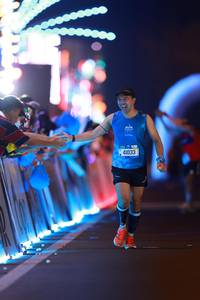 BIB: 3000, 41033
                            <button type="button" onclick="openModal(21327088)" class="btn btn-primary btn-sm float-right btn-popup" data-toggle="modal" data-target=".modal-high-quality">
                        <i class="fas fa-shopping-cart"></i> Add to Cart
                    </button>
                                            <button type="button" onclick="isThisMe(21327088, true)" class="btn btn-success btn-sm float-right btn-popup btn-isme hidden" data-toggle="tooltip" data-placement="bottom" title="นี่คือรูปของคุณใช่ไหม คลิกที่นี่เพื่อเอาเข้าอัลบั้ม">
                        <i class="fas fa-plus"></i> Add to album
                    </button>
                    <button type="button" onclick="isThisMe(21327088, false)" class="btn btn-warning btn-sm float-right btn-popup btn-isnotme hidden">
                        <i class="fas fa-ban"></i> Remove from album
                    </button>