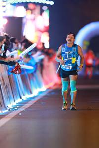 BIB: 43052
                            <button type="button" onclick="openModal(21240259)" class="btn btn-primary btn-sm float-right btn-popup" data-toggle="modal" data-target=".modal-high-quality">
                        <i class="fas fa-shopping-cart"></i> Add to Cart
                    </button>
                                            <button type="button" onclick="isThisMe(21240259, true)" class="btn btn-success btn-sm float-right btn-popup btn-isme hidden" data-toggle="tooltip" data-placement="bottom" title="นี่คือรูปของคุณใช่ไหม คลิกที่นี่เพื่อเอาเข้าอัลบั้ม">
                        <i class="fas fa-plus"></i> Add to album
                    </button>
                    <button type="button" onclick="isThisMe(21240259, false)" class="btn btn-warning btn-sm float-right btn-popup btn-isnotme hidden">
                        <i class="fas fa-ban"></i> Remove from album
                    </button>