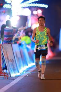 BIB: 200, 42825
                            <button type="button" onclick="openModal(21275129)" class="btn btn-primary btn-sm float-right btn-popup" data-toggle="modal" data-target=".modal-high-quality">
                        <i class="fas fa-shopping-cart"></i> Add to Cart
                    </button>
                                            <button type="button" onclick="isThisMe(21275129, true)" class="btn btn-success btn-sm float-right btn-popup btn-isme hidden" data-toggle="tooltip" data-placement="bottom" title="นี่คือรูปของคุณใช่ไหม คลิกที่นี่เพื่อเอาเข้าอัลบั้ม">
                        <i class="fas fa-plus"></i> Add to album
                    </button>
                    <button type="button" onclick="isThisMe(21275129, false)" class="btn btn-warning btn-sm float-right btn-popup btn-isnotme hidden">
                        <i class="fas fa-ban"></i> Remove from album
                    </button>