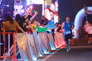 BIB: 77449
                            <button type="button" onclick="openModal(21300332)" class="btn btn-primary btn-sm float-right btn-popup" data-toggle="modal" data-target=".modal-high-quality">
                        <i class="fas fa-shopping-cart"></i> Add to Cart
                    </button>
                                            <button type="button" onclick="isThisMe(21300332, true)" class="btn btn-success btn-sm float-right btn-popup btn-isme hidden" data-toggle="tooltip" data-placement="bottom" title="นี่คือรูปของคุณใช่ไหม คลิกที่นี่เพื่อเอาเข้าอัลบั้ม">
                        <i class="fas fa-plus"></i> Add to album
                    </button>
                    <button type="button" onclick="isThisMe(21300332, false)" class="btn btn-warning btn-sm float-right btn-popup btn-isnotme hidden">
                        <i class="fas fa-ban"></i> Remove from album
                    </button>