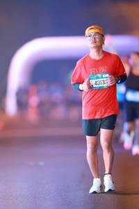 BIB: 4313
                            <button type="button" onclick="openModal(21310962)" class="btn btn-primary btn-sm float-right btn-popup" data-toggle="modal" data-target=".modal-high-quality">
                        <i class="fas fa-shopping-cart"></i> Add to Cart
                    </button>
                                            <button type="button" onclick="isThisMe(21310962, true)" class="btn btn-success btn-sm float-right btn-popup btn-isme hidden" data-toggle="tooltip" data-placement="bottom" title="นี่คือรูปของคุณใช่ไหม คลิกที่นี่เพื่อเอาเข้าอัลบั้ม">
                        <i class="fas fa-plus"></i> Add to album
                    </button>
                    <button type="button" onclick="isThisMe(21310962, false)" class="btn btn-warning btn-sm float-right btn-popup btn-isnotme hidden">
                        <i class="fas fa-ban"></i> Remove from album
                    </button>