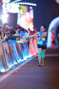 BIB: 250
                            <button type="button" onclick="openModal(21240254)" class="btn btn-primary btn-sm float-right btn-popup" data-toggle="modal" data-target=".modal-high-quality">
                        <i class="fas fa-shopping-cart"></i> Add to Cart
                    </button>
                                            <button type="button" onclick="isThisMe(21240254, true)" class="btn btn-success btn-sm float-right btn-popup btn-isme hidden" data-toggle="tooltip" data-placement="bottom" title="นี่คือรูปของคุณใช่ไหม คลิกที่นี่เพื่อเอาเข้าอัลบั้ม">
                        <i class="fas fa-plus"></i> Add to album
                    </button>
                    <button type="button" onclick="isThisMe(21240254, false)" class="btn btn-warning btn-sm float-right btn-popup btn-isnotme hidden">
                        <i class="fas fa-ban"></i> Remove from album
                    </button>