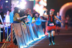 BIB: 4560
                            <button type="button" onclick="openModal(21279441)" class="btn btn-primary btn-sm float-right btn-popup" data-toggle="modal" data-target=".modal-high-quality">
                        <i class="fas fa-shopping-cart"></i> Add to Cart
                    </button>
                                            <button type="button" onclick="isThisMe(21279441, true)" class="btn btn-success btn-sm float-right btn-popup btn-isme hidden" data-toggle="tooltip" data-placement="bottom" title="นี่คือรูปของคุณใช่ไหม คลิกที่นี่เพื่อเอาเข้าอัลบั้ม">
                        <i class="fas fa-plus"></i> Add to album
                    </button>
                    <button type="button" onclick="isThisMe(21279441, false)" class="btn btn-warning btn-sm float-right btn-popup btn-isnotme hidden">
                        <i class="fas fa-ban"></i> Remove from album
                    </button>