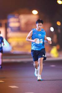 BIB: 3000, 943
                            <button type="button" onclick="openModal(21268087)" class="btn btn-primary btn-sm float-right btn-popup" data-toggle="modal" data-target=".modal-high-quality">
                        <i class="fas fa-shopping-cart"></i> Add to Cart
                    </button>
                                            <button type="button" onclick="isThisMe(21268087, true)" class="btn btn-success btn-sm float-right btn-popup btn-isme hidden" data-toggle="tooltip" data-placement="bottom" title="นี่คือรูปของคุณใช่ไหม คลิกที่นี่เพื่อเอาเข้าอัลบั้ม">
                        <i class="fas fa-plus"></i> Add to album
                    </button>
                    <button type="button" onclick="isThisMe(21268087, false)" class="btn btn-warning btn-sm float-right btn-popup btn-isnotme hidden">
                        <i class="fas fa-ban"></i> Remove from album
                    </button>