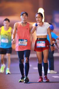 BIB: 42692, 45640
                            <button type="button" onclick="openModal(21292681)" class="btn btn-primary btn-sm float-right btn-popup" data-toggle="modal" data-target=".modal-high-quality">
                        <i class="fas fa-shopping-cart"></i> Add to Cart
                    </button>
                                            <button type="button" onclick="isThisMe(21292681, true)" class="btn btn-success btn-sm float-right btn-popup btn-isme hidden" data-toggle="tooltip" data-placement="bottom" title="นี่คือรูปของคุณใช่ไหม คลิกที่นี่เพื่อเอาเข้าอัลบั้ม">
                        <i class="fas fa-plus"></i> Add to album
                    </button>
                    <button type="button" onclick="isThisMe(21292681, false)" class="btn btn-warning btn-sm float-right btn-popup btn-isnotme hidden">
                        <i class="fas fa-ban"></i> Remove from album
                    </button>