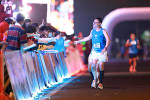 BIB: 41613
                            <button type="button" onclick="openModal(21302179)" class="btn btn-primary btn-sm float-right btn-popup" data-toggle="modal" data-target=".modal-high-quality">
                        <i class="fas fa-shopping-cart"></i> Add to Cart
                    </button>
                                            <button type="button" onclick="isThisMe(21302179, true)" class="btn btn-success btn-sm float-right btn-popup btn-isme hidden" data-toggle="tooltip" data-placement="bottom" title="นี่คือรูปของคุณใช่ไหม คลิกที่นี่เพื่อเอาเข้าอัลบั้ม">
                        <i class="fas fa-plus"></i> Add to album
                    </button>
                    <button type="button" onclick="isThisMe(21302179, false)" class="btn btn-warning btn-sm float-right btn-popup btn-isnotme hidden">
                        <i class="fas fa-ban"></i> Remove from album
                    </button>