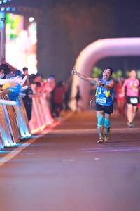 BIB: 43052
                            <button type="button" onclick="openModal(21239007)" class="btn btn-primary btn-sm float-right btn-popup" data-toggle="modal" data-target=".modal-high-quality">
                        <i class="fas fa-shopping-cart"></i> Add to Cart
                    </button>
                                            <button type="button" onclick="isThisMe(21239007, true)" class="btn btn-success btn-sm float-right btn-popup btn-isme hidden" data-toggle="tooltip" data-placement="bottom" title="นี่คือรูปของคุณใช่ไหม คลิกที่นี่เพื่อเอาเข้าอัลบั้ม">
                        <i class="fas fa-plus"></i> Add to album
                    </button>
                    <button type="button" onclick="isThisMe(21239007, false)" class="btn btn-warning btn-sm float-right btn-popup btn-isnotme hidden">
                        <i class="fas fa-ban"></i> Remove from album
                    </button>