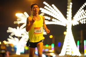 BIB: 20141
                            <button type="button" onclick="openModal(20850592)" class="btn btn-primary btn-sm float-right btn-popup" data-toggle="modal" data-target=".modal-high-quality">
                        <i class="fas fa-shopping-cart"></i> Add to Cart
                    </button>
                                            <button type="button" onclick="isThisMe(20850592, true)" class="btn btn-success btn-sm float-right btn-popup btn-isme hidden" data-toggle="tooltip" data-placement="bottom" title="นี่คือรูปของคุณใช่ไหม คลิกที่นี่เพื่อเอาเข้าอัลบั้ม">
                        <i class="fas fa-plus"></i> Add to album
                    </button>
                    <button type="button" onclick="isThisMe(20850592, false)" class="btn btn-warning btn-sm float-right btn-popup btn-isnotme hidden">
                        <i class="fas fa-ban"></i> Remove from album
                    </button>