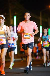 BIB: 6525, 22881
                            <button type="button" onclick="openModal(20918951)" class="btn btn-primary btn-sm float-right btn-popup" data-toggle="modal" data-target=".modal-high-quality">
                        <i class="fas fa-shopping-cart"></i> Add to Cart
                    </button>
                                            <button type="button" onclick="isThisMe(20918951, true)" class="btn btn-success btn-sm float-right btn-popup btn-isme hidden" data-toggle="tooltip" data-placement="bottom" title="นี่คือรูปของคุณใช่ไหม คลิกที่นี่เพื่อเอาเข้าอัลบั้ม">
                        <i class="fas fa-plus"></i> Add to album
                    </button>
                    <button type="button" onclick="isThisMe(20918951, false)" class="btn btn-warning btn-sm float-right btn-popup btn-isnotme hidden">
                        <i class="fas fa-ban"></i> Remove from album
                    </button>