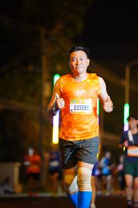 BIB: 22099
                            <button type="button" onclick="openModal(21092323)" class="btn btn-primary btn-sm float-right btn-popup" data-toggle="modal" data-target=".modal-high-quality">
                        <i class="fas fa-shopping-cart"></i> Add to Cart
                    </button>
                                            <button type="button" onclick="isThisMe(21092323, true)" class="btn btn-success btn-sm float-right btn-popup btn-isme hidden" data-toggle="tooltip" data-placement="bottom" title="นี่คือรูปของคุณใช่ไหม คลิกที่นี่เพื่อเอาเข้าอัลบั้ม">
                        <i class="fas fa-plus"></i> Add to album
                    </button>
                    <button type="button" onclick="isThisMe(21092323, false)" class="btn btn-warning btn-sm float-right btn-popup btn-isnotme hidden">
                        <i class="fas fa-ban"></i> Remove from album
                    </button>