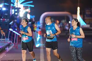 BIB: 45809, 062, 46052
                            <button type="button" onclick="openModal(21443261)" class="btn btn-primary btn-sm float-right btn-popup" data-toggle="modal" data-target=".modal-high-quality">
                        <i class="fas fa-shopping-cart"></i> Add to Cart
                    </button>
                                            <button type="button" onclick="isThisMe(21443261, true)" class="btn btn-success btn-sm float-right btn-popup btn-isme hidden" data-toggle="tooltip" data-placement="bottom" title="นี่คือรูปของคุณใช่ไหม คลิกที่นี่เพื่อเอาเข้าอัลบั้ม">
                        <i class="fas fa-plus"></i> Add to album
                    </button>
                    <button type="button" onclick="isThisMe(21443261, false)" class="btn btn-warning btn-sm float-right btn-popup btn-isnotme hidden">
                        <i class="fas fa-ban"></i> Remove from album
                    </button>