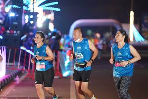 BIB: 5809, 2905
                            <button type="button" onclick="openModal(21443291)" class="btn btn-primary btn-sm float-right btn-popup" data-toggle="modal" data-target=".modal-high-quality">
                        <i class="fas fa-shopping-cart"></i> Add to Cart
                    </button>
                                            <button type="button" onclick="isThisMe(21443291, true)" class="btn btn-success btn-sm float-right btn-popup btn-isme hidden" data-toggle="tooltip" data-placement="bottom" title="นี่คือรูปของคุณใช่ไหม คลิกที่นี่เพื่อเอาเข้าอัลบั้ม">
                        <i class="fas fa-plus"></i> Add to album
                    </button>
                    <button type="button" onclick="isThisMe(21443291, false)" class="btn btn-warning btn-sm float-right btn-popup btn-isnotme hidden">
                        <i class="fas fa-ban"></i> Remove from album
                    </button>